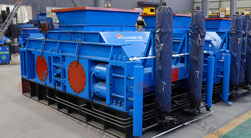 花崗巖液壓對(duì)輥制砂機(jī)廠家給出的價(jià)格是多少？