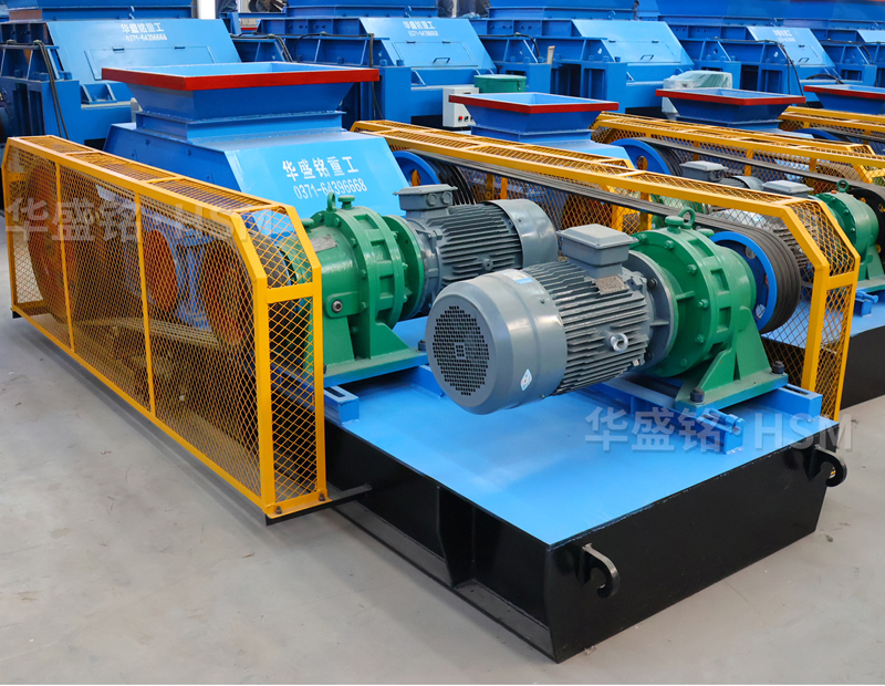 破碎石膏料用雙齒輥破碎機(jī)怎么樣？華盛銘破碎機(jī)廠家實(shí)力如何？