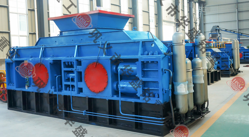 大型全液壓對輥制砂機(jī)